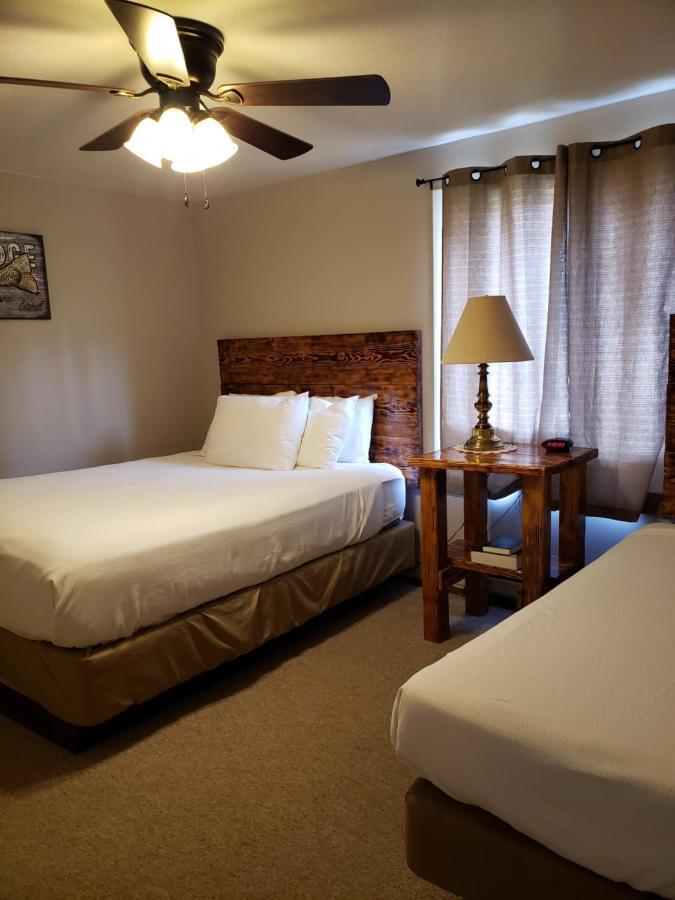 Flaming Gorge Resort Dutch John Exterior foto